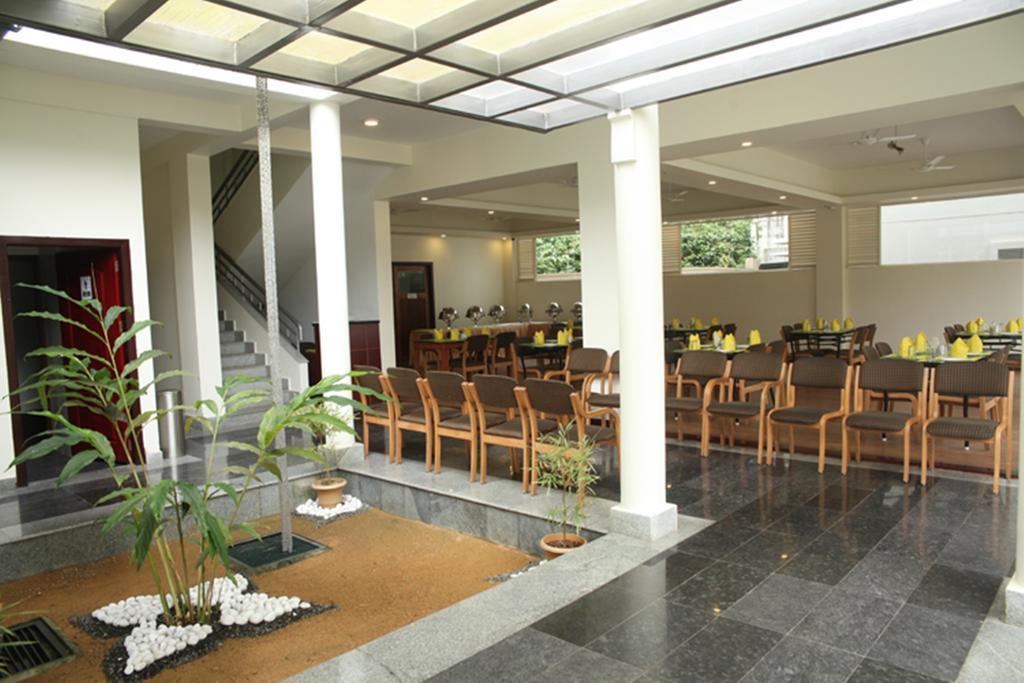 Peppervine Hotel Thekkady Ngoại thất bức ảnh